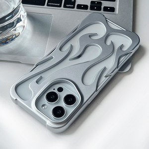 Funda para Teléfono Celular con Diseño de Esqueleto y Patrón de Llama Esmerilada Mate para iPhone 15 iPhone 16 Plus con Electroplacado - Product Image 6