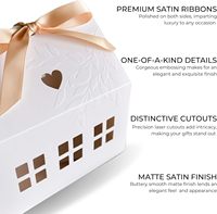 Boîtes cadeaux classiques en forme de maison avec rubans brillants pour friandises, desserts, biscuits raffinés, emballage de boulangerie blanc à toit en pente