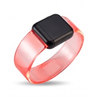 Bracelet lumineux magnétique étanche en ABS et TPU avec LED, 3 modes de clignotement, logo personnalisé pour événements (fêtes/concerts/mariages) - Certifié CE, vente en gros
