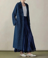 Cardigan long en tricot bleu marine avec appliques florales 3D, manteau texturé fait main, vêtement d'extérieur élégant de style vintage pour femmes