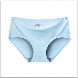 Culotte Femme Sans Couture Taille Basse en Nylon Uni, Style Fin pour l'Été avec Entrejambe Respirant, Style Jeune et Sexy - Product Image 4