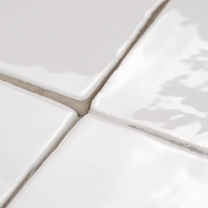 Piastrella Kea Bianca 13x13 Cm Lucida con Bordi Irregolari per Pareti e Pavimenti - Product Image 4