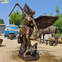 Statue en bronze grandeur nature de Saint Michel Archange, pour jardin extérieur, sculpture métallique de Saint Michel vainquant Lucifer, pour la vie religieuse catholique.