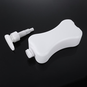 Flat Pet <b>Plastic</b> Bottle 240Ml Screw Cap For Personal Care <b>Packaging</b> - Product Image 1