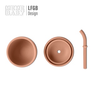 Venta caliente sin BPA respetuoso con el medio ambiente bebé grado alimenticio reutilizable Simple Venta caliente Castaño bebé taza de silicona con pajita - Product Image 2