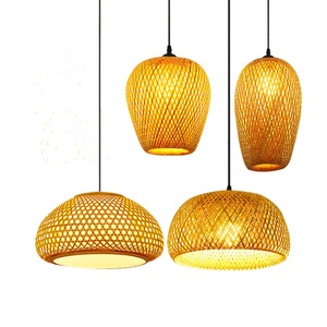 Lustre en <span class=keywords><strong>bambou</strong></span> naturel de restaurant en gros allumant la lanterne tissée à la main avec la taille réglable disponible dans les tailles moyennes - Product Image 3