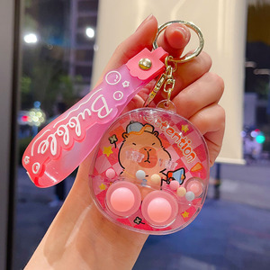 Nuevo Diseño Llavero de Plástico con Máquina de Agua de Capibara Unicornio Jugando al Baloncesto, Juguete Líquido, Regalo - Product Image 4