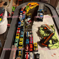 Piste de Voiture à Gravité Commerciale |   Machine de loterie interactive en plastique durable pour voitures jouets, simulateur de course, banc de sport, poignées de gym en craie