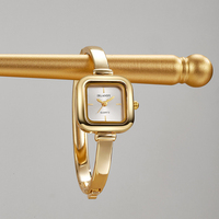 Montres en or pour femmes avec petit bracelet vintage, boîtier rectangulaire, cadran romain A26674