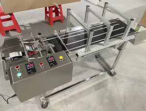 Codificador de impresora de fecha completamente automático de alta velocidad Máquina de paginación de alimentador usado con transportador - Product Image 6