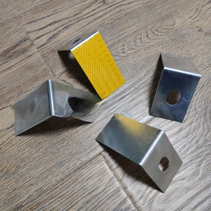 Delineateur routier à fixer par boulons avec feuille réfléchissante 3 pouces en PVC blanc – Solutions de sécurité routière – Réflecteur de garde-corps - Product Image 3