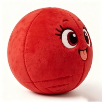 Peluche de basket-ball rouge personnalisée et mignonne avec de grands yeux, jouet en peluche de basket-ball ludique avec langue sortie, coussin en peluche doux en forme de ballon rouge