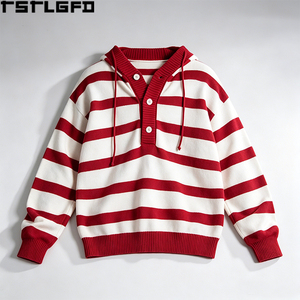 Pull tricoté rétro à capuche rayé, coupe et couture, épais, style Henley boutonné, rouge et blanc, vente en gros - Product Image 2