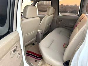 二手运输用热销皮卡，状况良好，适合装载和运输 |   日产 2012 D22 2.4 2WD 汽油手动变速箱 - Product Image 6