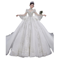 Nouvelle Collection 2025 – Robe de Mariée Haute Couture Moderne Style Cour Française Blanche avec Grande Traîne et Dentelle – Modèle de Luxe
