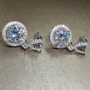 Orecchini Pendenti a Cuore con Zirconia Cubica per Donne, Gioielli da Sposa - Product Image 3