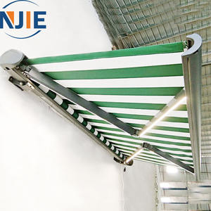 Toldo Retráctil Personalizado de Acrílico Impermeable con Marco de Aluminio, Operación Manual y Protección UV - Product Image 1