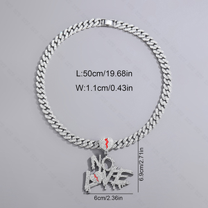 Collier avec pendentif en forme de lettre NO LOVE pour homme, vente en gros - Product Image 4