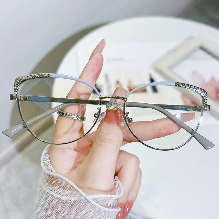 Fashion Anti Blue Light Computer Eyeglass Luxury Crystal Big Frames Optical Eyewear Women Cat Eye Glasses Frame