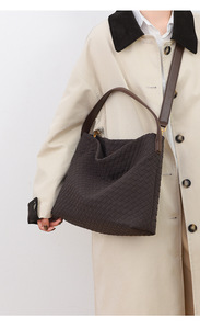 Bolsos cruzados de diseño de moda, bolsos de hombro de cuero PU de alta calidad, bolsos de mano casuales de lujo para mujer - Product Image 6