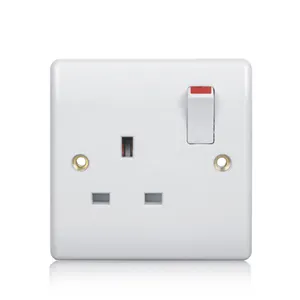 High quality British standard 3 pin single 13A switched sockets