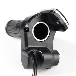 รถสกู๊ตเตอร์ไฟฟ้า Ridstar Q20 48V พร้อมคันเร่ง จอแสดงผล LED สำหรับการเดินทาง วิดีโอบล็อก และเบรกที่ทนทานสำหรับผู้ใหญ่ - Product Image 3