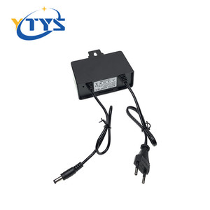 <span class=keywords><strong>Adaptateur</strong></span> secteur <span class=keywords><strong>universel</strong></span> 12V 2A DC avec multiprise pour caméras de vidéosurveillance et caméras vidéo Garantie de 2 ans Certifié CE/FCC - Product Image 2