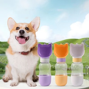 Bottiglia d'Acqua Portatile per Cani con Contenitore per Cibo, per Viaggi, Passeggiate ed Escursioni all'Aperto - Product Image 1
