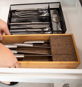 Bloc magnétique de rangement pour couteaux de cuisine en bambou, pratique et de qualité, à installer dans un tiroir - Offre Spéciale - Product Image 3