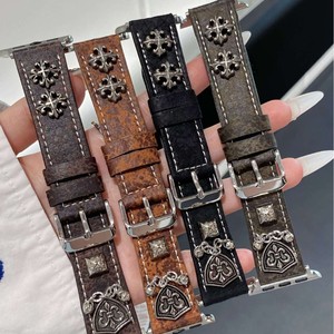 Correa de Cuero 3D CROSS Chrome Heartt Compatible con Relojes Apple 5/6/7/8/9/S1/10, Pulseras para Reloj Inteligente Apple - Product Image 1