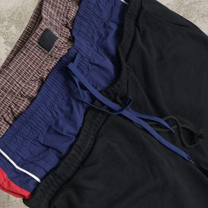 Pantalon de survêtement streetwear pour homme, avec logo personnalisé, taille élastique double, couleur unie, coupe oversize ample à jambe large, en nylon - Product Image 5