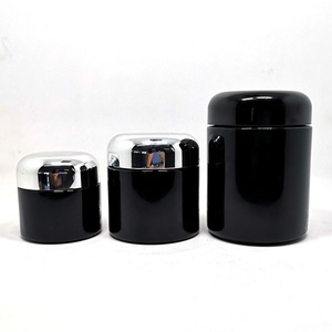 Vente en gros de pots en verre cosmétiques ronds noirs uniques avec couvercles en plastique, emballages personnalisés de luxe pour beurre corporel, 1 oz, 2 oz, 120 ml, 250 ml, 500 ml - Product Image 5