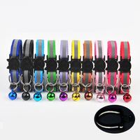 Collier pour animal de compagnie réfléchissant, avec cloche, en Nylon, robuste et sûr, couleurs mélangées, accessoire pour chats