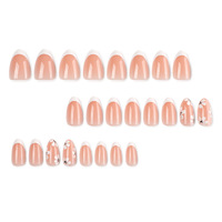 Faux ongles à presser couleur chair nude, motif fleur blanche française, forme amande, décor floral peint à la main, polyvalents pour le quotidien