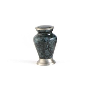 Vente chaude de haute qualité fabriqué à la main prêt à expédier souvenir de crémation en laiton pour les restes humains - Product Image 6