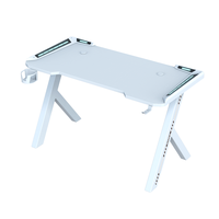 Bureau de jeu PC ergonomique en bois de couleur blanche R-5 avec surface en mélamine, lumières LED RVB 256 couleurs, crochet pour casque, porte-gobelet