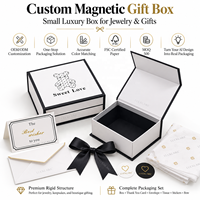 Boîte à bijoux magnétique personnalisée, boîtes cadeaux rigides blanches de luxe, petites boîtes à charnière, vente en gros, logo, collier, bague, boucles d'oreilles, souvenirs