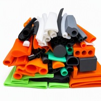 Profils d'extrusion en caoutchouc durables OEM personnalisés, bandes en silicone extrudées, bandes d'étanchéité en caoutchouc EPDM et NBR avec service de découpe