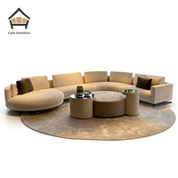 Italienisches luxuriöses, minimalistisches, halbrundes, bogenförmiges, modernes, minimalistisches Design-Sofa für das Wohnzimmer