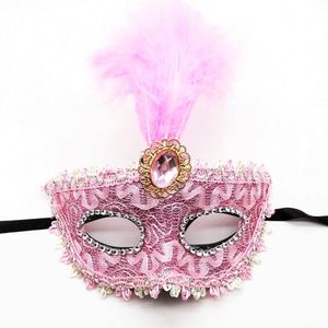 Masque de fête pour femmes, masque de mascarade en dentelle translucide, masque de fête avec plumes, masque d'Halloween années 70, fabrication directe d'Italie, <span class=keywords><strong>Venise</strong></span> - Product Image 5