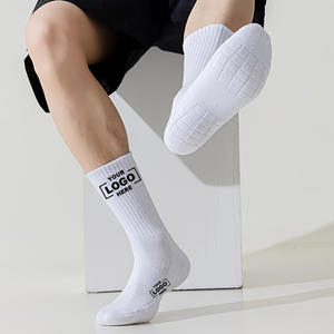 Chaussettes de sport mi-mollet personnalisées à séchage rapide, respirantes, en jacquard brodé, pour le basketball - Product Image 2