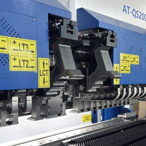 Máquina de plegado de chapa totalmente automática de 3200 mm con cambio de herramienta automático para cojinetes de motor de aluminio y acero inoxidable - Product Image 2