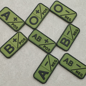 Écusson en caoutchouc 3D de type sanguin positif et négatif (A, B, O, AB) de couleur vert olive, à coller sur sac, uniforme, veste, appliqué, tissu tactique - Product Image 2