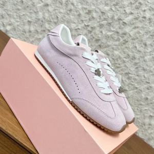 Nouvelles chaussures de skate personnalisées avec logo de designer, chaussures de sport de luxe à lacets avec empeigne en mesh, chaussures de sport de haute qualité pour adolescents, couleur rose - Product Image 2