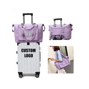 Sacs de voyage et de sport personnalisés en polyester Oxford, pliables, extensibles, imperméables (sec/humide), avec roulettes, pour femmes - Product Image 1