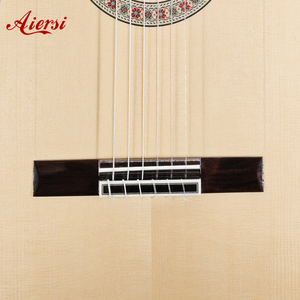 Aiersi Guitare Classique <span class=keywords><strong>Flamenco</strong></span> Solide Couleur Naturelle avec Étui en Mousse - Product Image 3