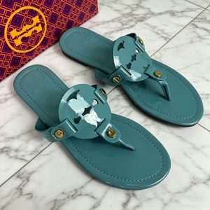 Infradito di Lusso in Pelle Premium per Donne, Decorazione in Metallo, Multicolore, Impermeabili, Antiscivolo, Eleganti Ciabatte da Spiaggia Casual - Product Image 6