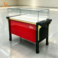 Vitrine sur mesure pour étuis de téléphone, rouge, noir, or, en verre, pour magasin d'accessoires de téléphonie