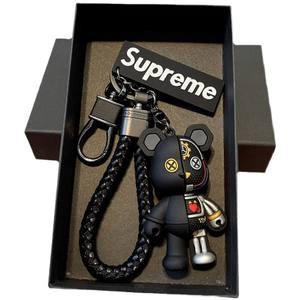 ميدالية مفاتيح سيارة عصرية وراقية على شكل دب ميكانيكي من البلاستيك، هدية شخصية للأزواج، دمية ثلاثية الأبعاد، قلادة معلقة صغيرة للحقائب - Product Image 5