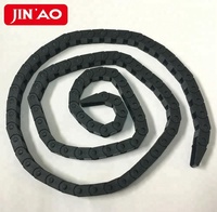 Nylon PA66 Material Kleine Größe Schwarze Farbe Geschlossener Kabelträger Kabelkette für Maschinen